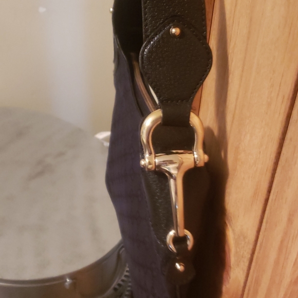 Purse - Picture 2 of 6